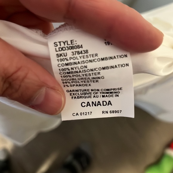 Le Chateau Wedding/Rehearsal Dress - Picture 8 of 8